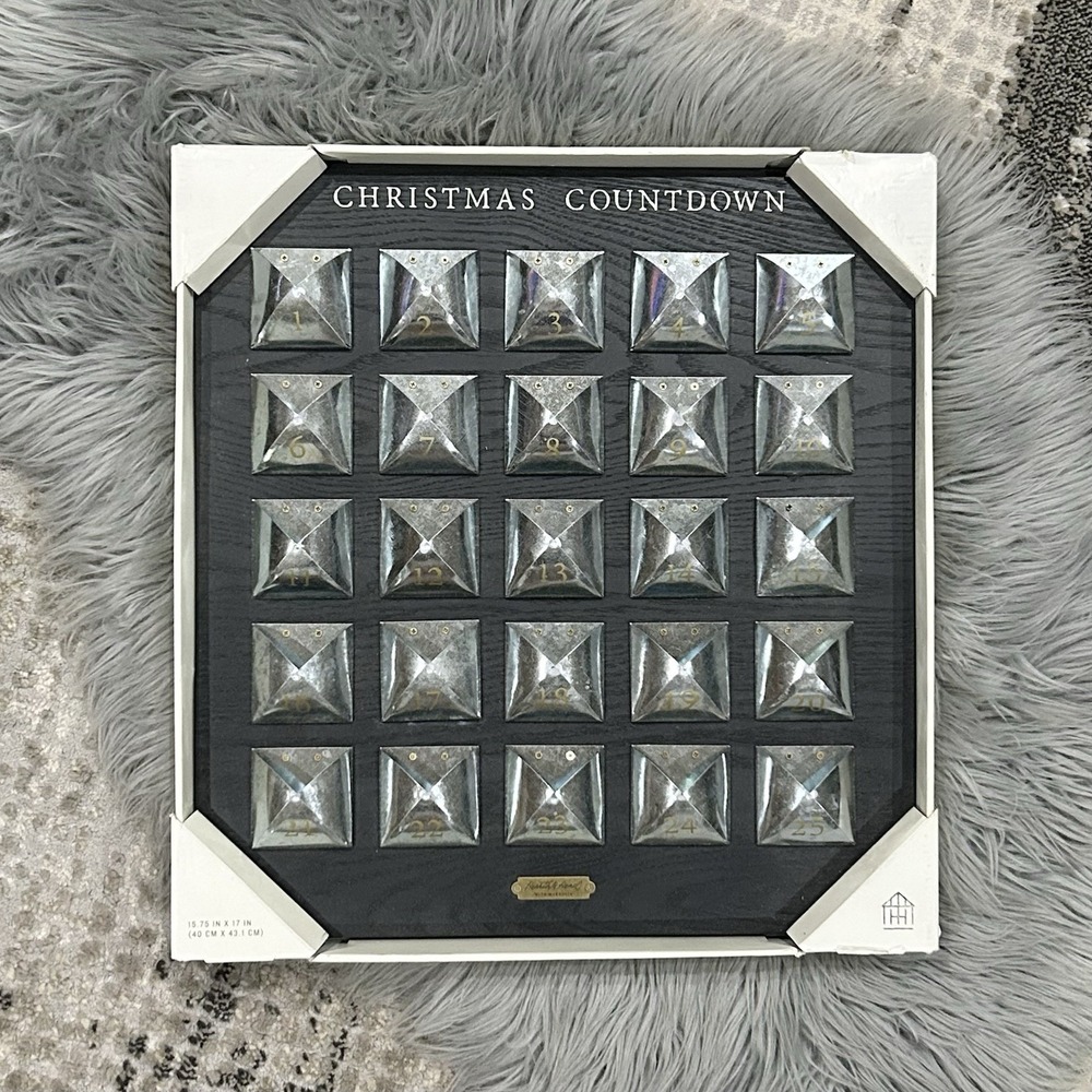 Hearth & Hand with Magnolia Advent Calendar‎ Christmas Countdown Wood Metal Wall
